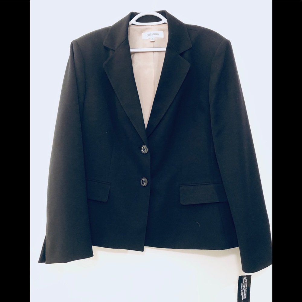 Women’s Suit Jacket